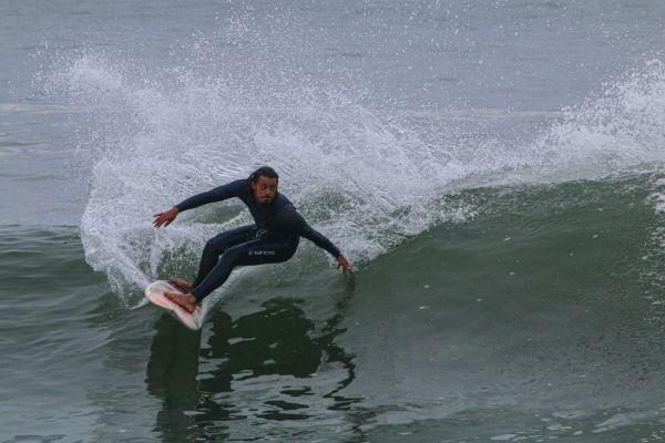 Bienfaits du surf sur le corps et l'esprit
